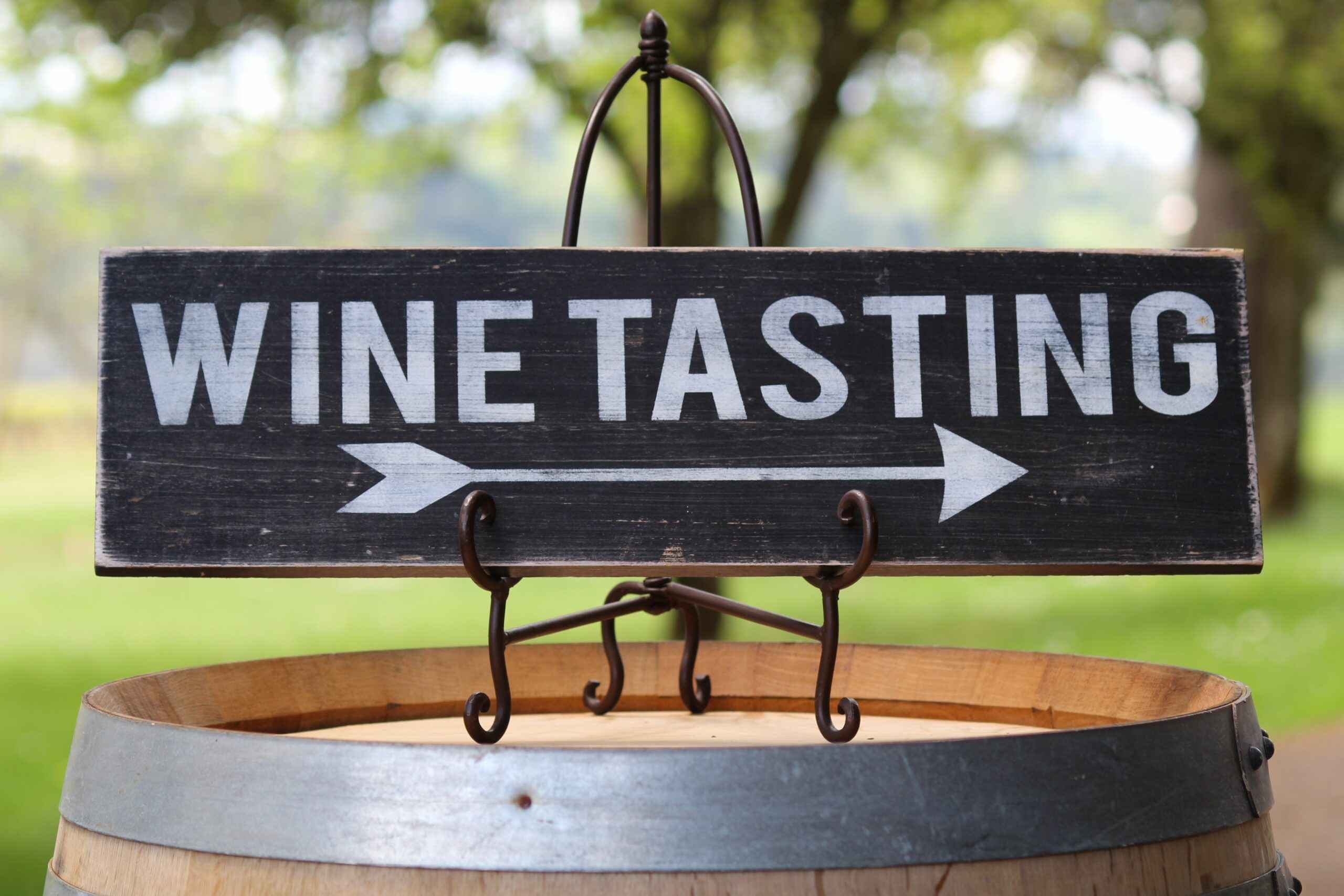 Wine Tasting arrow sign